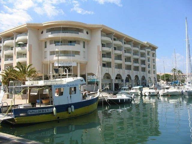 Residence Du Port - Borghese Fréjus エクステリア 写真